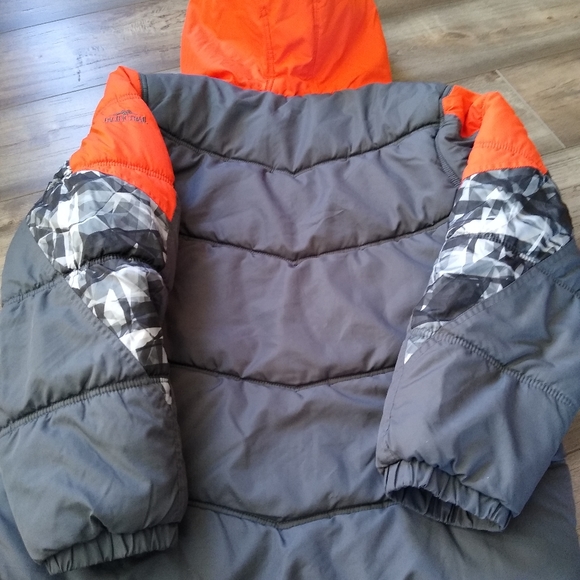 Pacific Trail coat ! - Picture 4 of 4